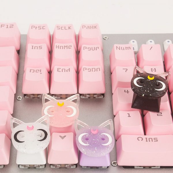 1PC Cute Cat Keycap Backlight Personalized Custom For Mechanical Keyboard Keycap R4 Gift - Anime Keycaps