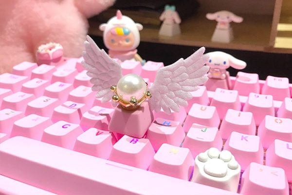 Personalized Keycap Beautiful Girl Angel Wings Pink Cute Girl Cross Axis Mechanical Keyboard Gift Custom Key 2 - Anime Keycaps