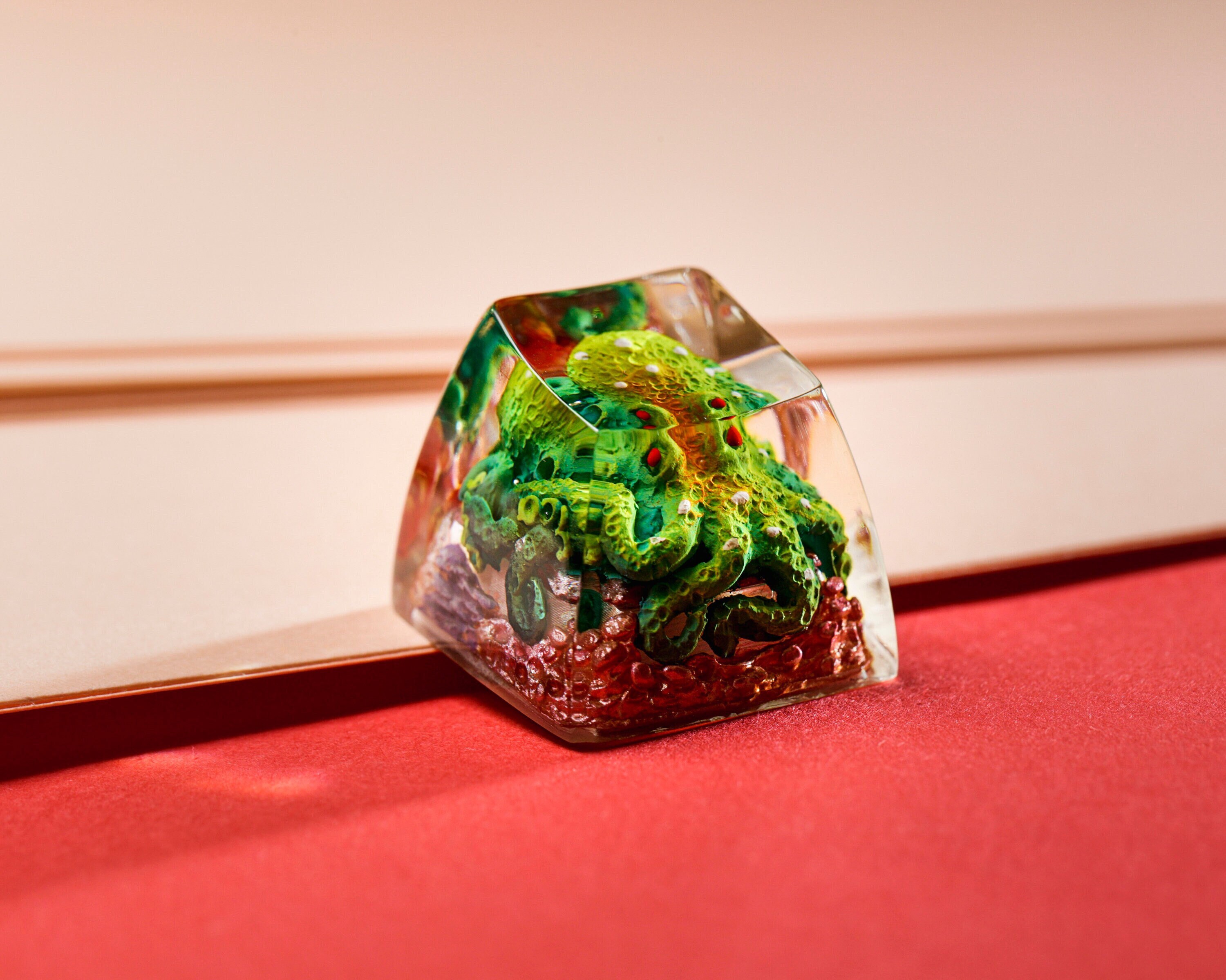 Green Octopus Keycap, Artisan Keycap, Aquatic Creature Keycap, Keycap for MX Cherry Switches Mechanical Keyboard, Handmade Gift