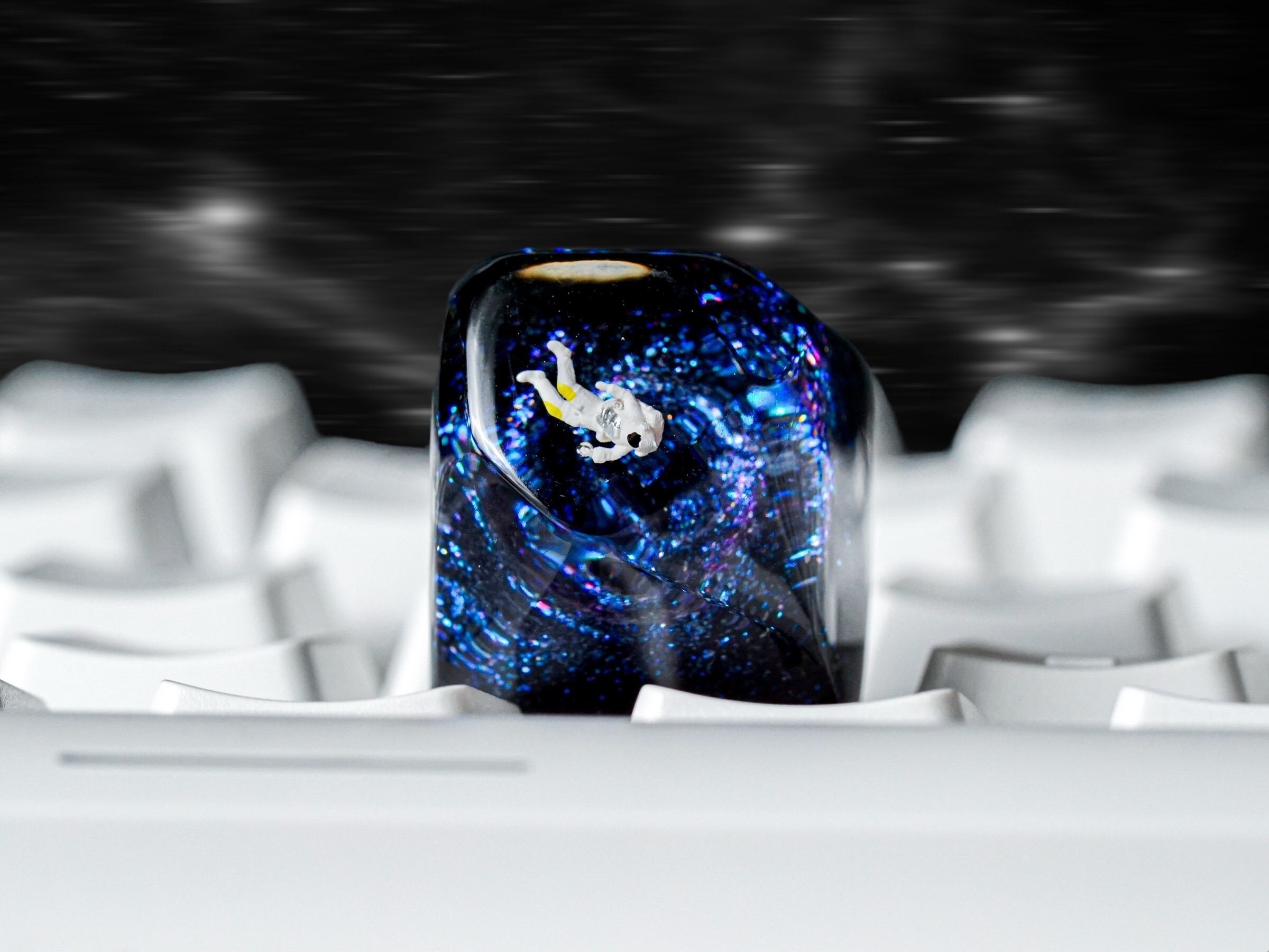 Astronaut Pentagon Keycap, Artisan Keycap, Galaxy Keycap, Universe Keycap, Keycap for MX Cherry Switches Mechanical Keyboard, Handmade Gift